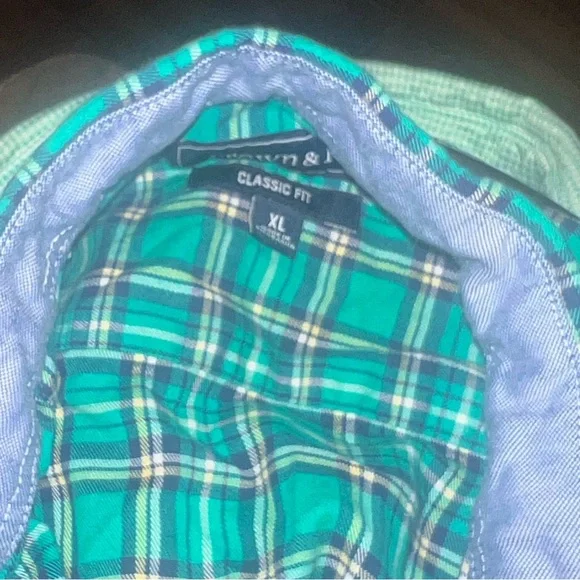 Crown & Ivy long sleeve button down - Picture 3 of 3